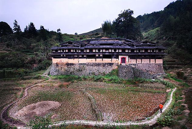 茂荆堡是最优美的土堡,网上被称作的“ ”.jpg