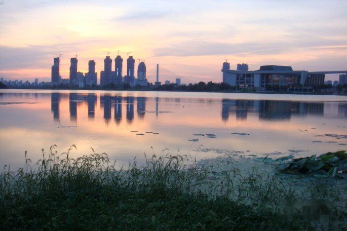 点击跳到上一张