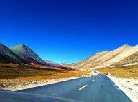 雅鲁藏布大峡谷探险手册