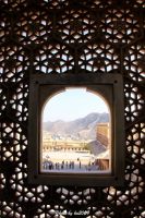 住进了粉城的粉色旅馆