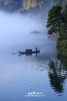 南国青山多妩媚