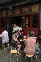 体验西安的老米家泡馍